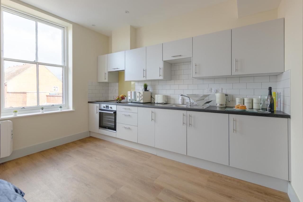 Hereford City Centre - Apartment 7, Isabella House - Modern Apartment In The Heart Of The City - Sleeps 2 Guests - Hosted By Rentmyhouse Exterior photo