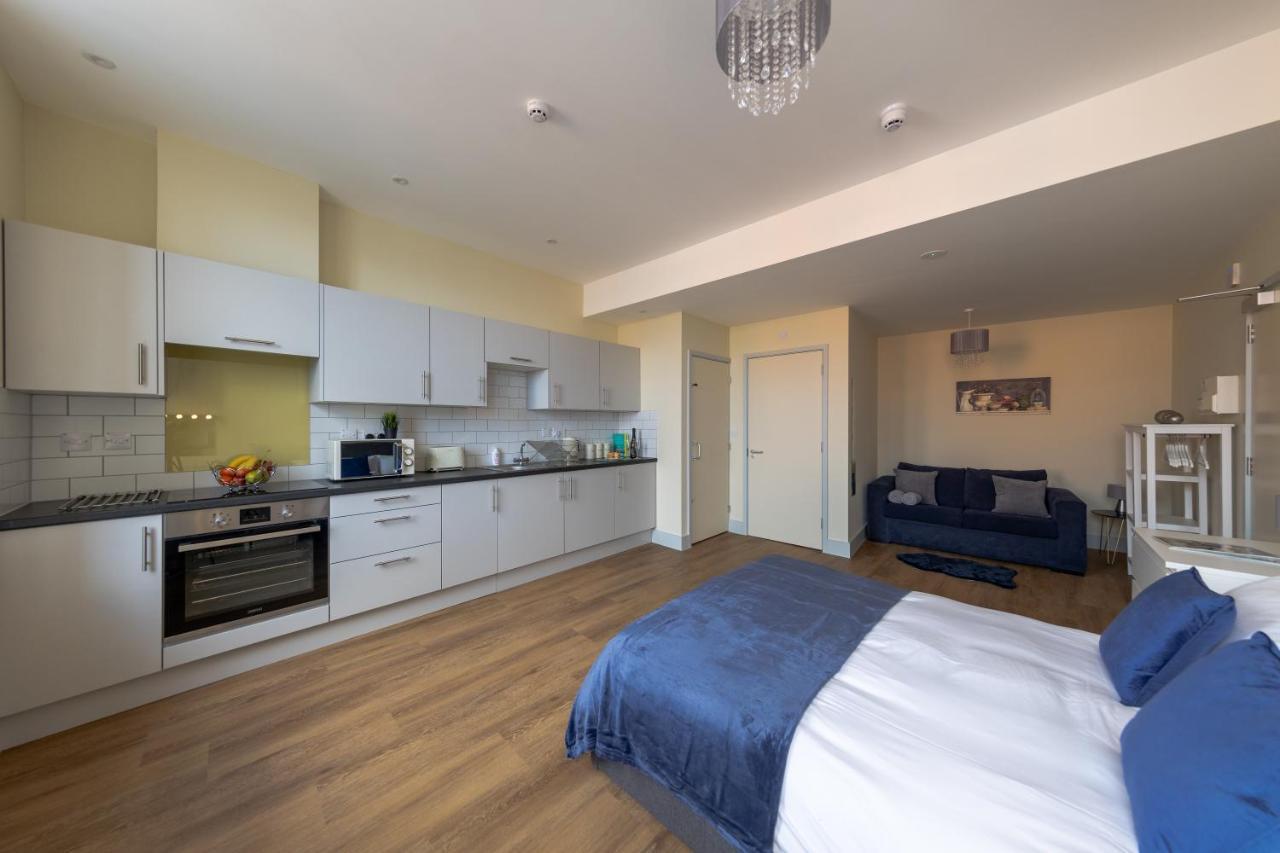 Hereford City Centre - Apartment 7, Isabella House - Modern Apartment In The Heart Of The City - Sleeps 2 Guests - Hosted By Rentmyhouse Exterior photo