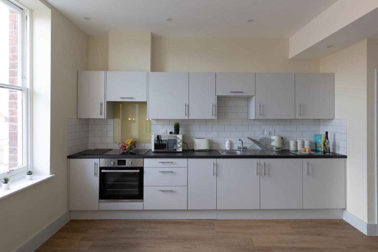 Hereford City Centre - Apartment 7, Isabella House - Modern Apartment In The Heart Of The City - Sleeps 2 Guests - Hosted By Rentmyhouse Exterior photo
