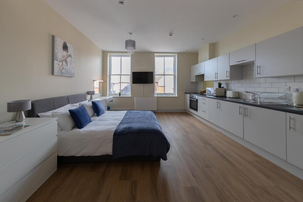 Hereford City Centre - Apartment 7, Isabella House - Modern Apartment In The Heart Of The City - Sleeps 2 Guests - Hosted By Rentmyhouse Exterior photo