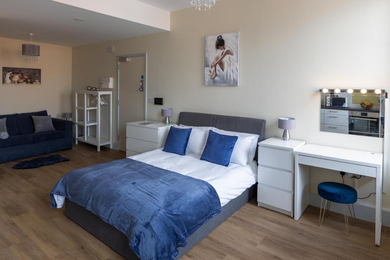 Hereford City Centre - Apartment 7, Isabella House - Modern Apartment In The Heart Of The City - Sleeps 2 Guests - Hosted By Rentmyhouse Exterior photo