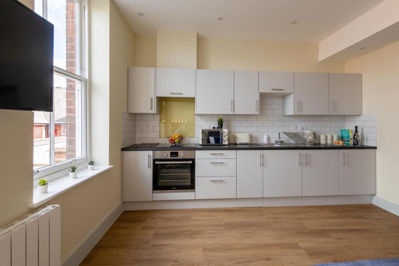 Hereford City Centre - Apartment 7, Isabella House - Modern Apartment In The Heart Of The City - Sleeps 2 Guests - Hosted By Rentmyhouse Exterior photo
